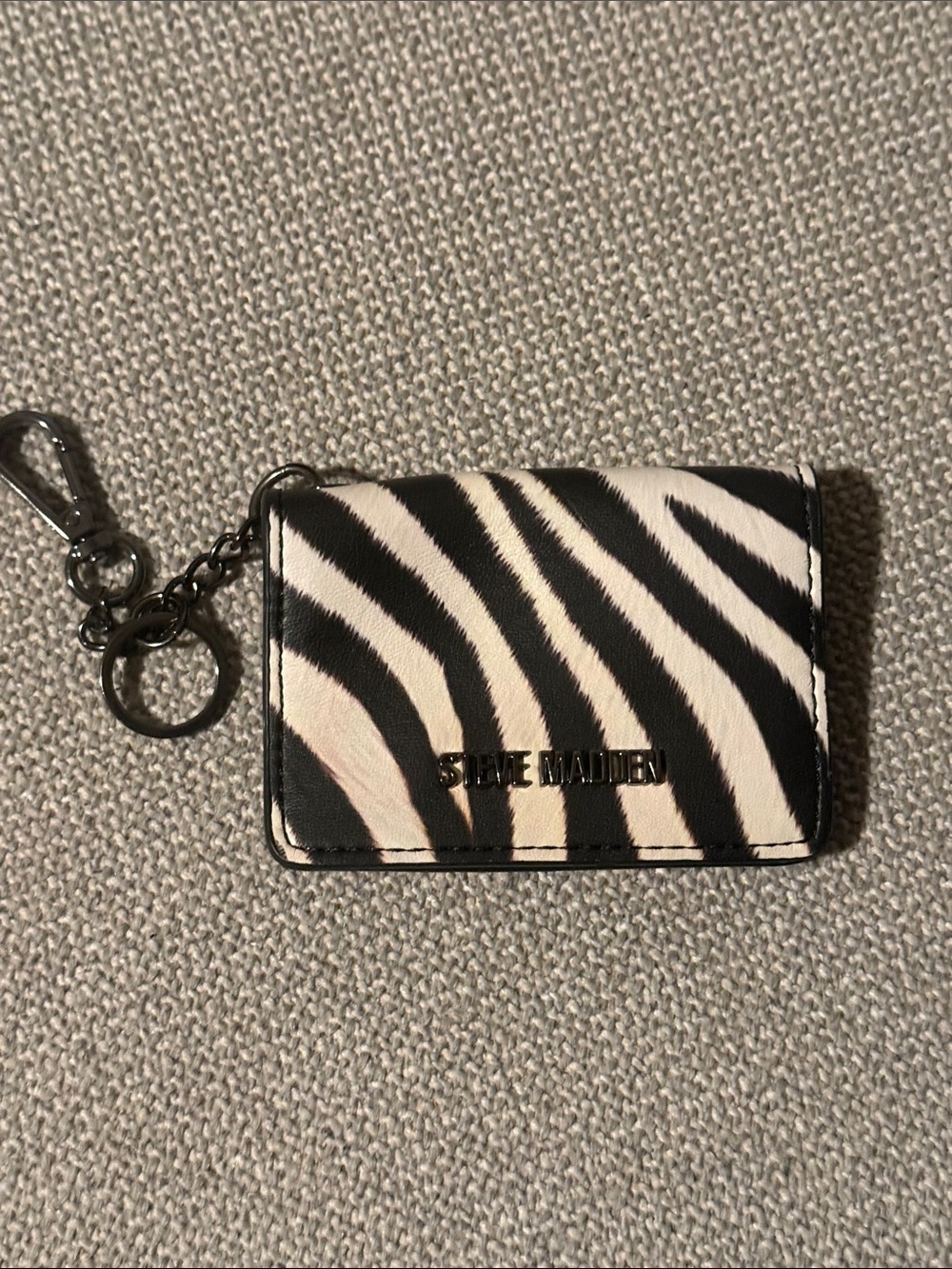 Steve Madden Zebra Stripe Key & Card Holder - Black and White